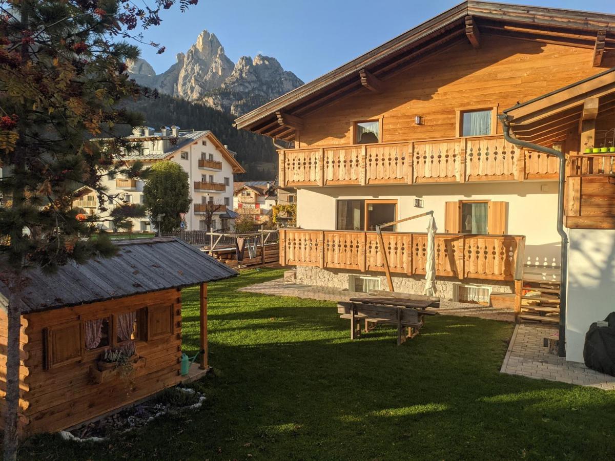 Appartement Ciasa Giorgina à Pozza di Fassa Extérieur photo